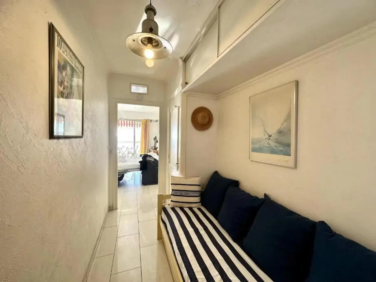 Apartment Studio Terrasse Face A La Plage Juan Les Pins Antibes