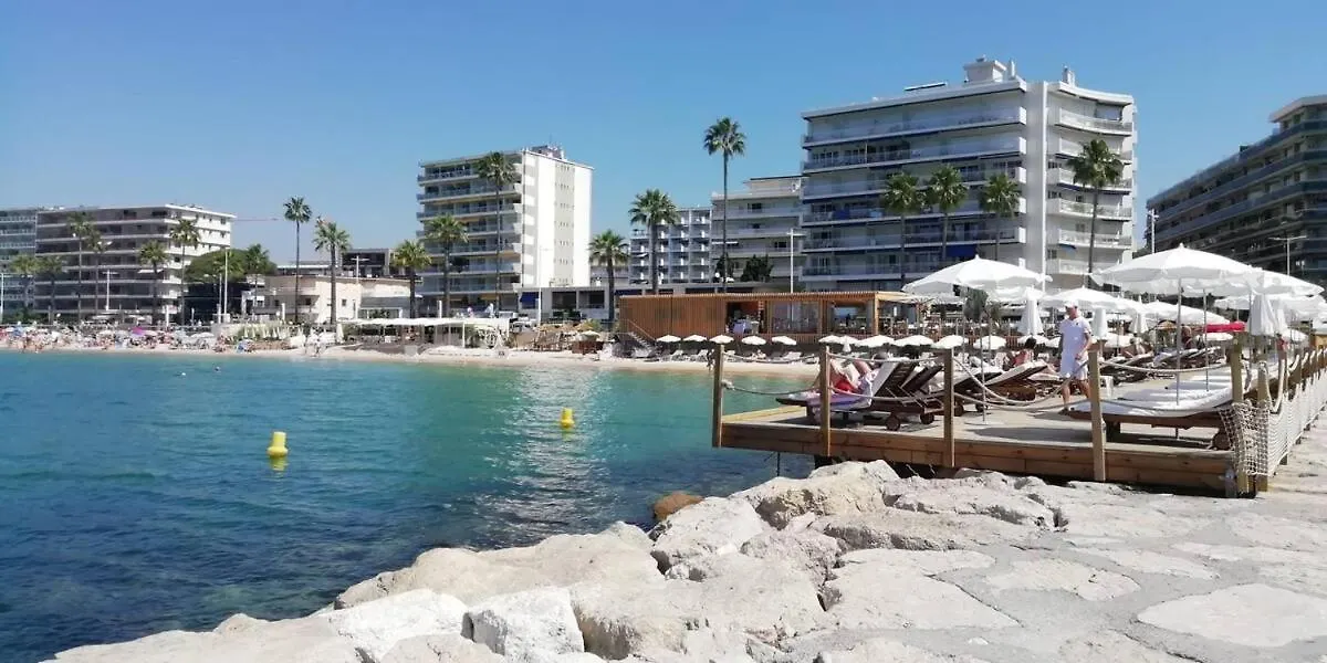 Apartment Studio Terrasse Face A La Plage Juan Les Pins Antibes France