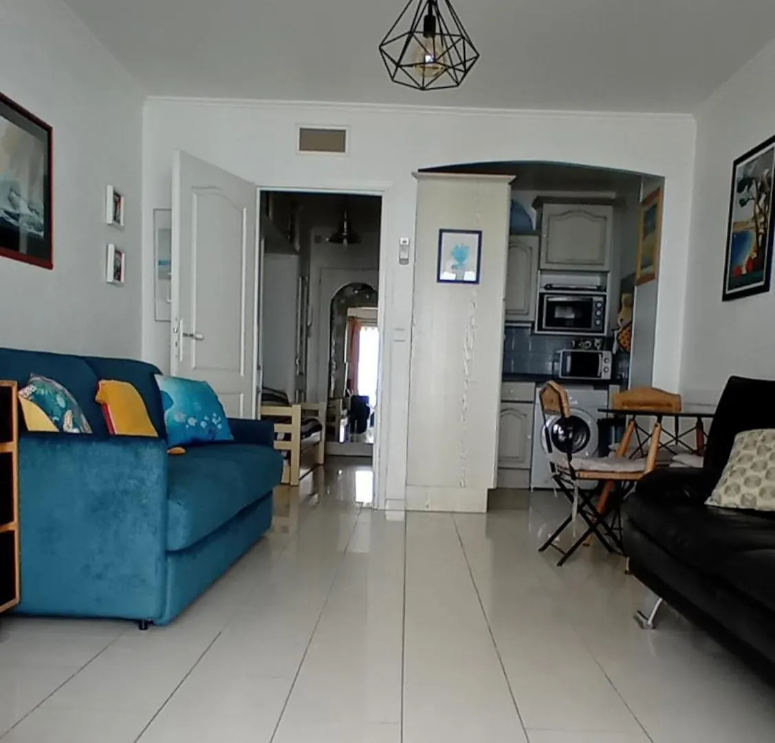 Studio Terrasse Face A La Plage Juan Les Pins Antibes Apartment