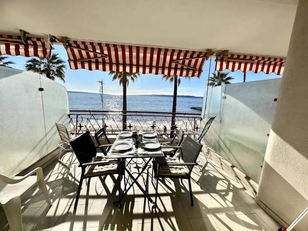 Apartment Studio Terrasse Face A La Plage Juan Les Pins Antibes France